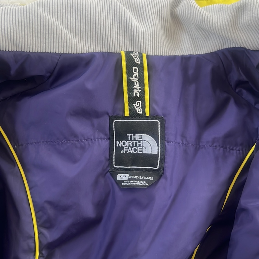 Women’s North Face Cryptic Ski Jacket - image 5
